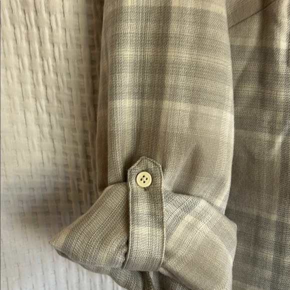 Columbia Women's Plaid Button Down Shirt - Gray - Picture 3 of 14